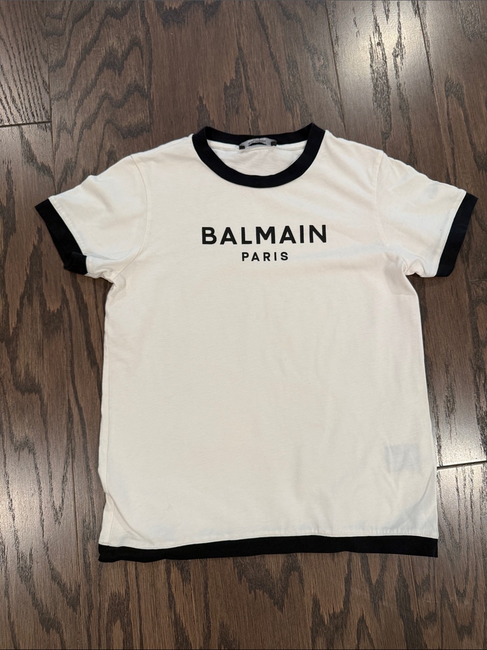 Kids Balmain  logo top